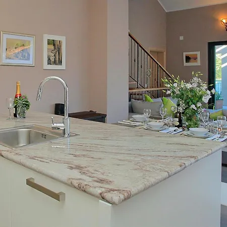 Tapenade Semesterbostad *